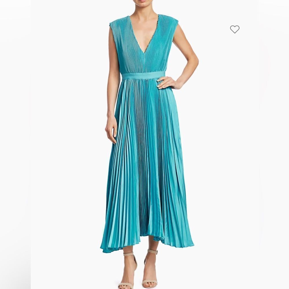 Alice + Olivia Joleen Pleated V-Neck Midi Dress - Picture 11 of 16
